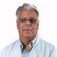 الدكتور فينود راينا أفضل طبيب الأورام فورتيس مستشفى دلهي gurgaon